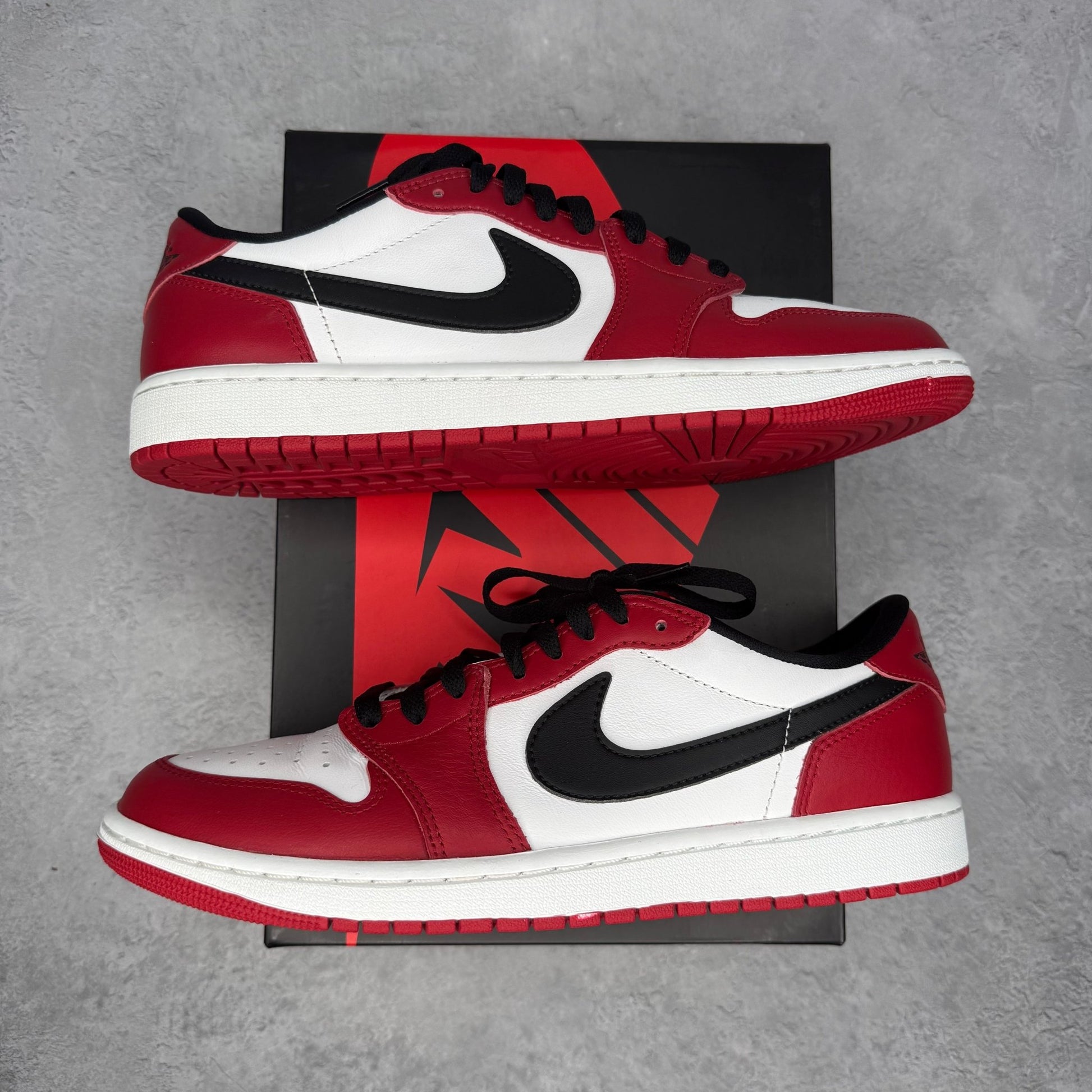 Jordan 1 Retro Low OG Chicago (2025) *pre - owned* SIZE 10 - Kicks Collective PA - Jordan - HQ6998-600 - Men's Shoes - 10M/11.5W - Pre - Owned