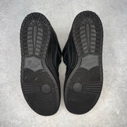 Nike SB Dunk Low Pro Triple Black pre-owned size 11