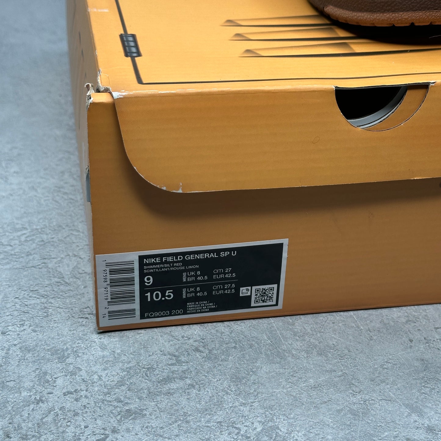 Nike Field General Union LA Shimmer *pre-owned* SIZE 9