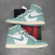 Jordan 1 Retro High Turbo Green pre-owned size 11