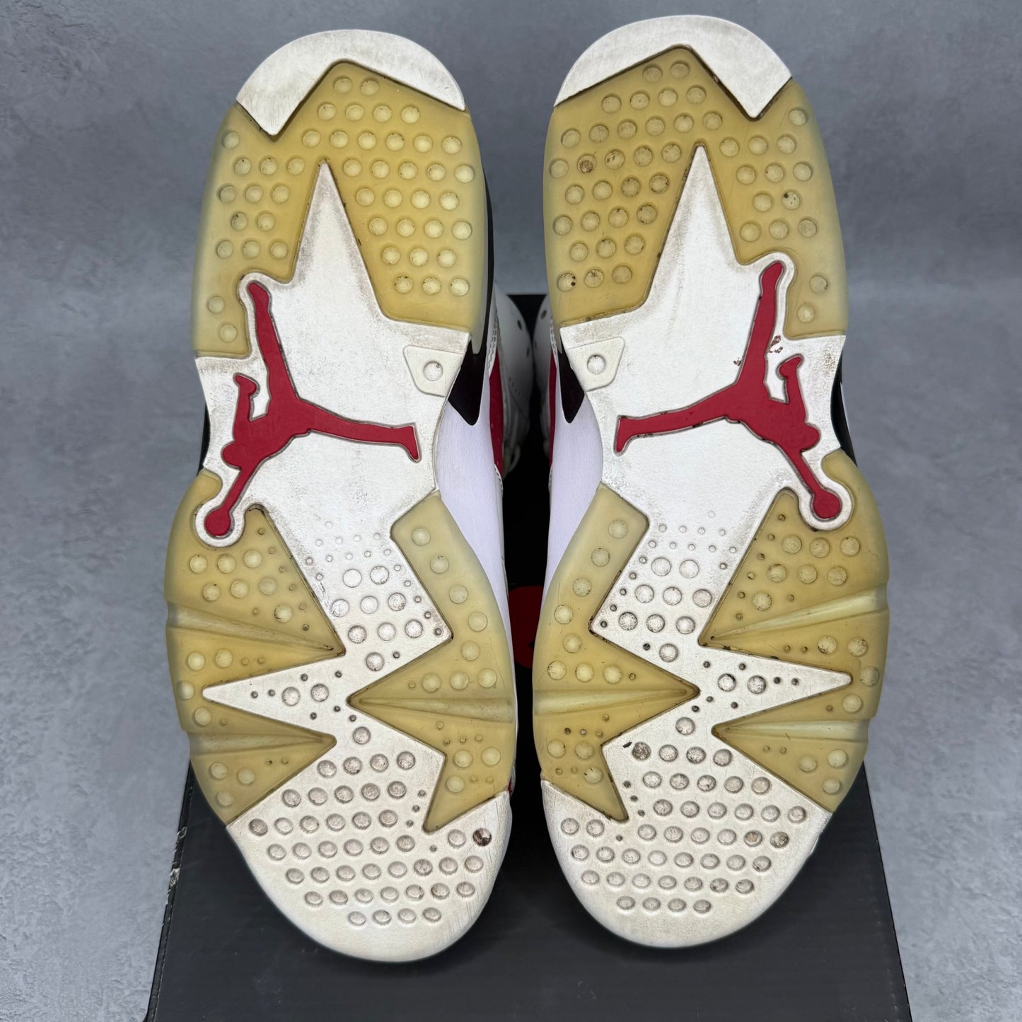 Jordan 6 Retro Carmine (2021) *pre - owned* SIZE 10 - Kicks Collective PA - Jordan - CT8529-106 - Men's Shoes - 10M/11.5W - Pre - Owned