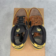 Nike SB Dunk Low Black and Tan 9 (Pre-Owned) - Kicks Collective PA - Nike - 313170-270-9-PO-1 - Pre-Owned Sneakers - 9