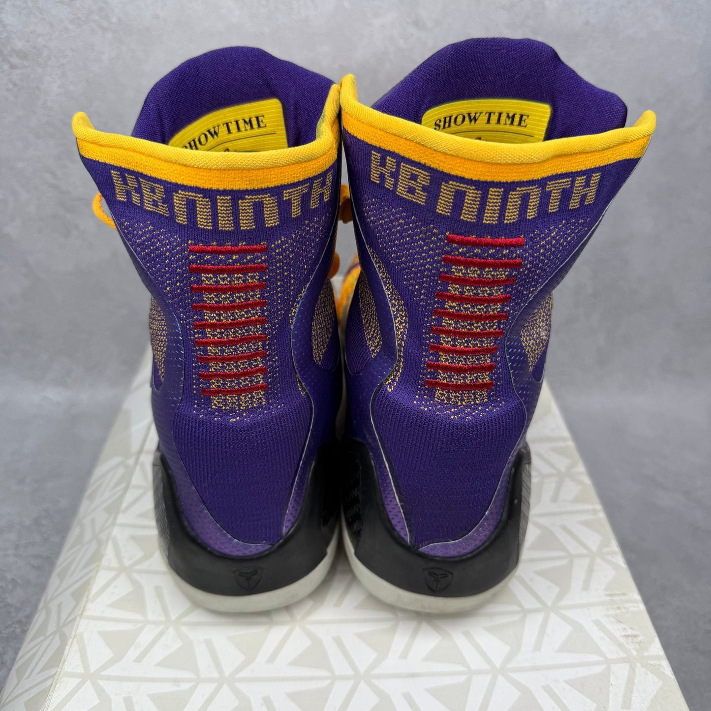 Nike Kobe 9 Elite Team Showtime *pre - owned* SIZE 10.5 - Kicks Collective PA - Nike - 630847-500/641714-500 - Men's Shoes - 10.5M/12W - Pre - Owned