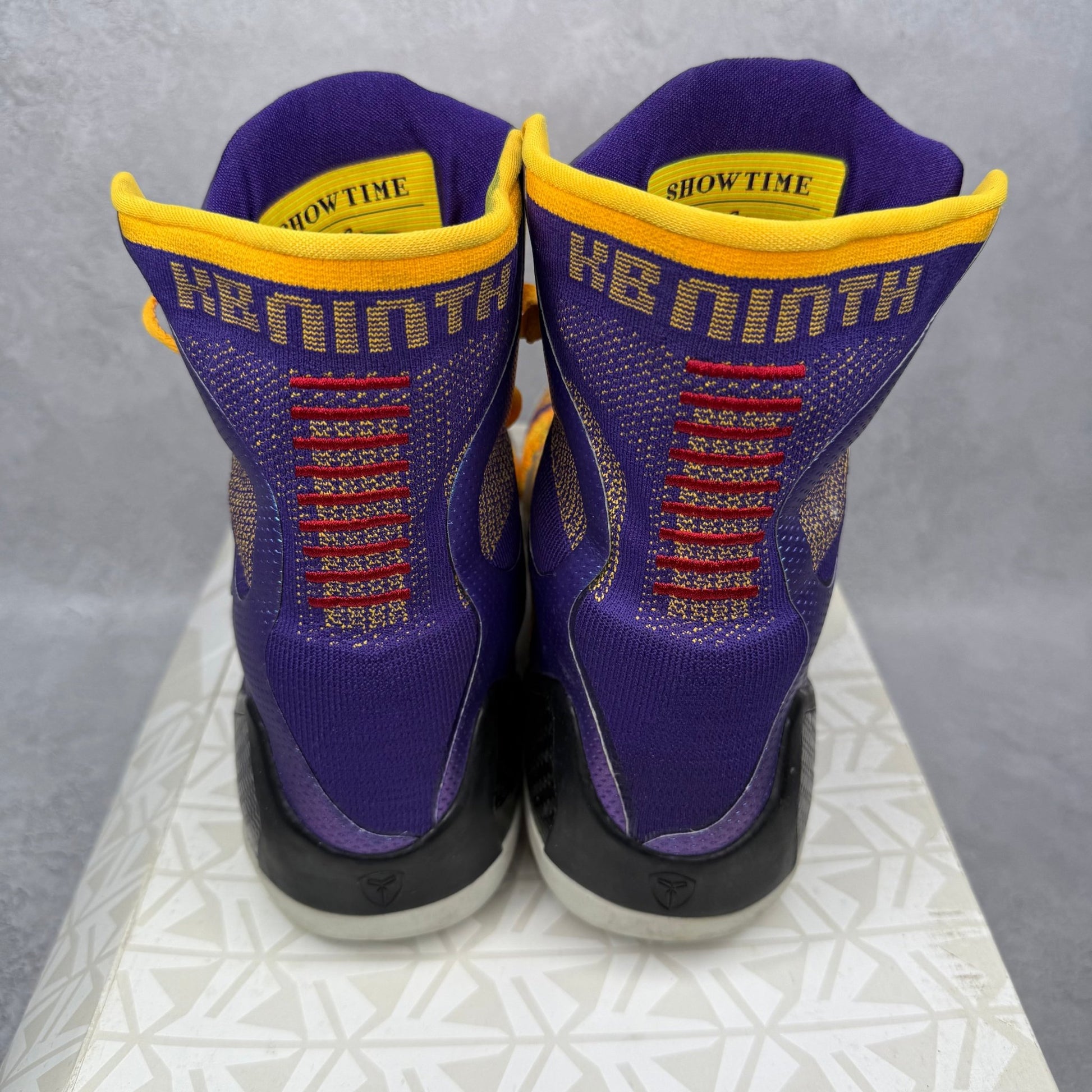 Nike Kobe 9 Elite Team Showtime *pre - owned* SIZE 10.5 - Kicks Collective PA - Nike - 630847-500/641714-500 - Men's Shoes - 10.5M/12W - Pre - Owned