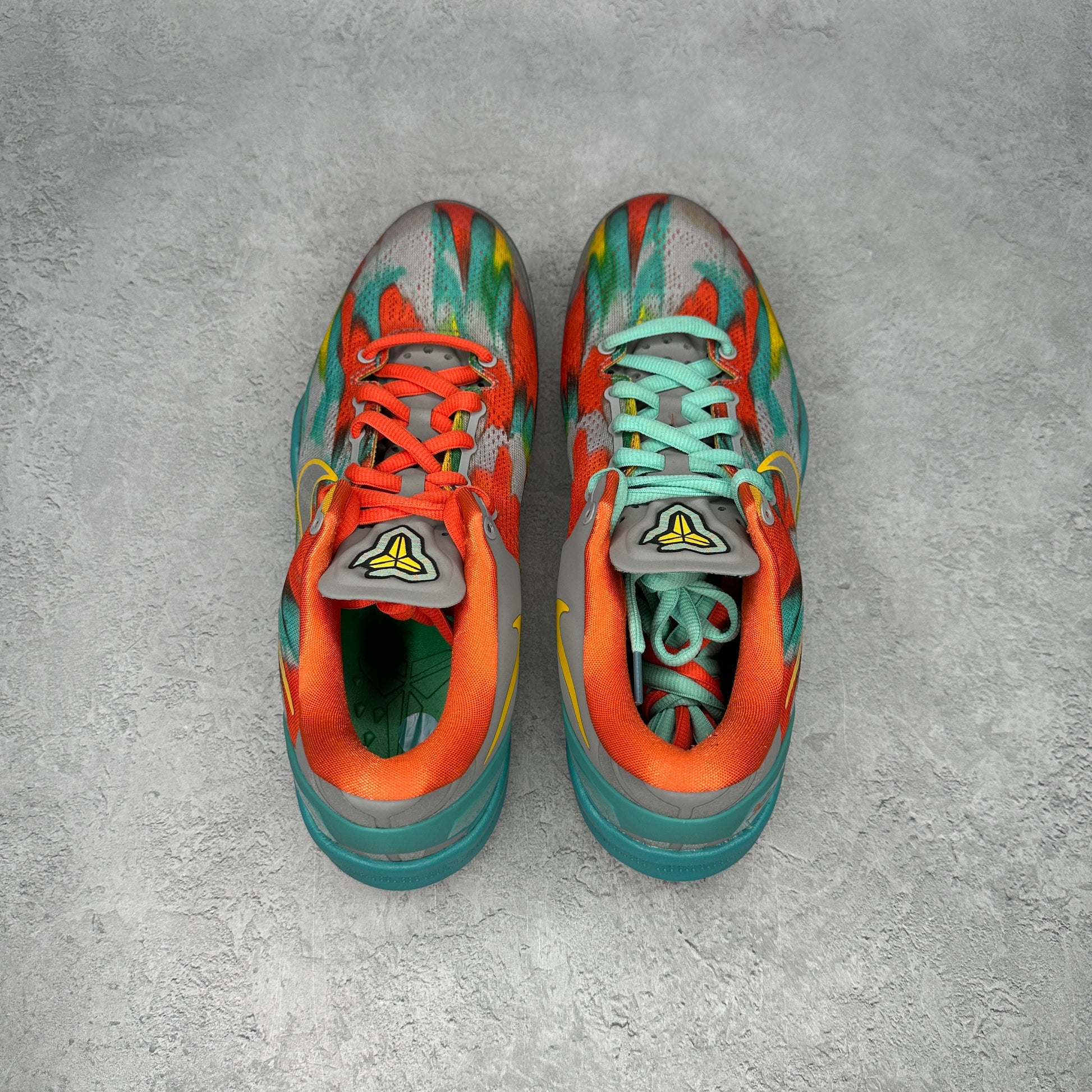 Nike Kobe 8 Protro Venice Beach (2024) *pre-owned* SIZE 11