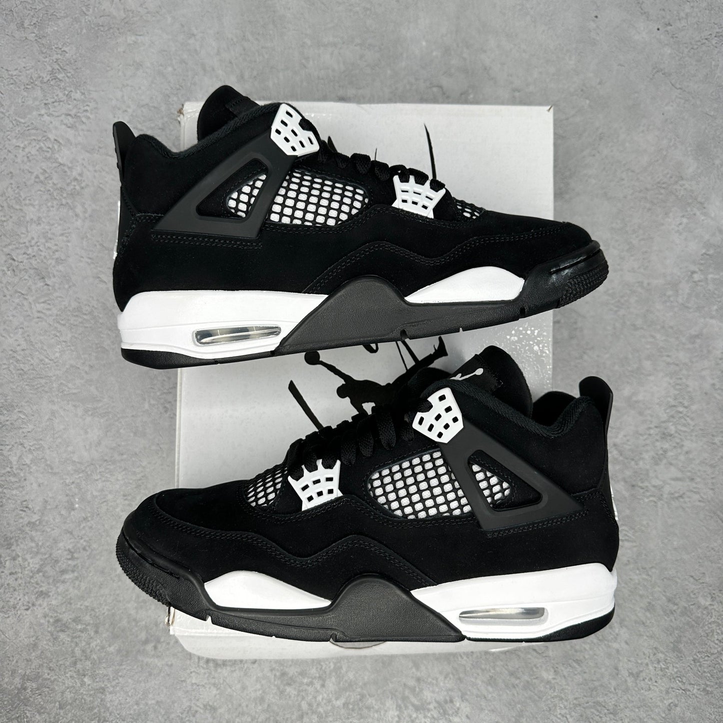 Jordan 4 Retro White Thunder CLEAN *pre - owned* SIZE 8 - Kicks Collective PA - Jordan - FQ8138-001 - Men's Shoes - 8M/9.5W - Pre - Owned