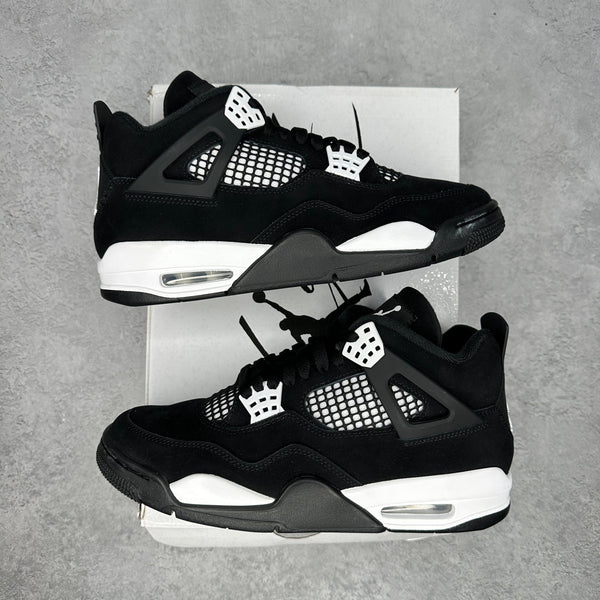 Jordan 4 Retro White Thunder CLEAN *pre - owned* SIZE 8 - Kicks Collective PA - Jordan - FQ8138-001 - Men's Shoes - 8M/9.5W - Pre - Owned