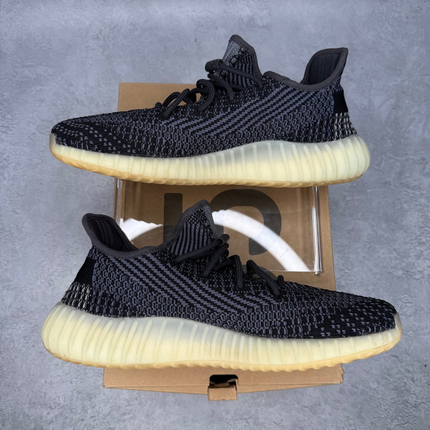 adidas Yeezy Boost 350 V2 Carbon *pre - owned* SIZE 11 - Kicks Collective PA - adidas - FZ5000 - Men's Shoes - 11M/12.5W - Pre - Owned