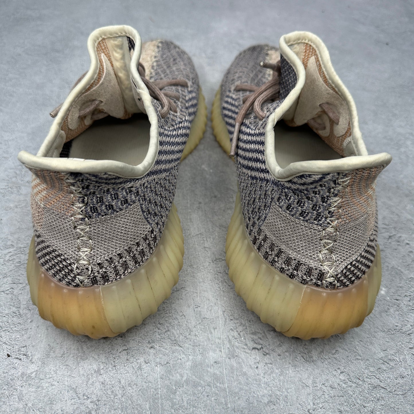 adidas Yeezy Boost 350 V2 Ash Pearl *pre-owned* SIZE 10