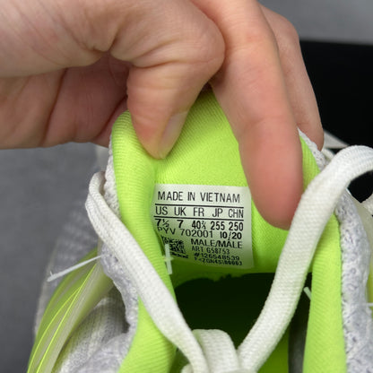 adidas Ultra Boost 5.0 DNA Cloud White Signal Green