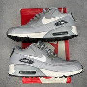Nike Air Max 90 Wolf Grey White Black (Women's) *pre-owned* SIZE 8.5W - Kicks Collective PA - Nike - 325213-048 - Women's Shoes - 7M/8.5W - Pre-Owned