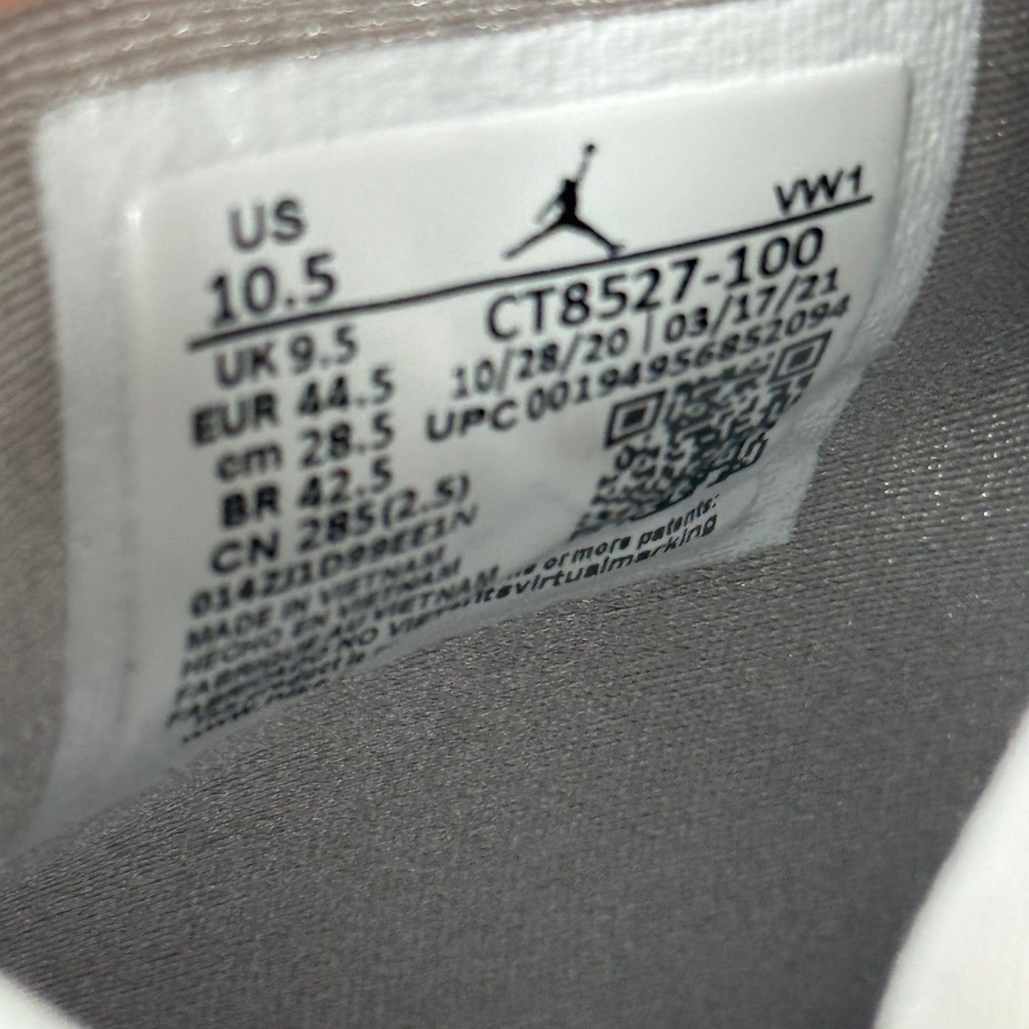 Jordan 4 Retro White Oreo (2021) *pre - owned* SIZE 10.5 - Kicks Collective PA - Jordan - CT8527-100 - Men's Shoes - 10.5M/12W - Pre - Owned