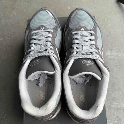 New Balance 2002R Magnent Lead *pre-owned* SIZE 11.5