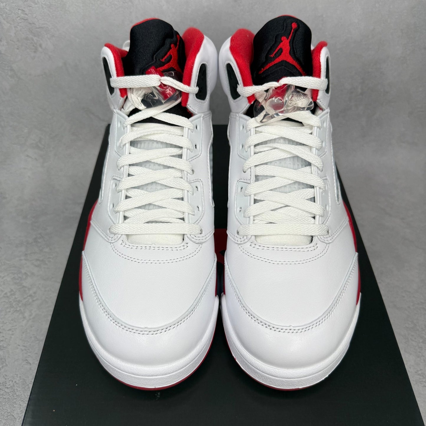 Jordan 5 Retro Fire Red Black Tongue (2025) - Kicks Collective PA - Jordan - HQ7978 - 101 - Men's Shoes - 9.5M/11W - Brand New
