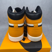 Jordan 1 Retro High OG Taxi *pre-owned* SIZE 9