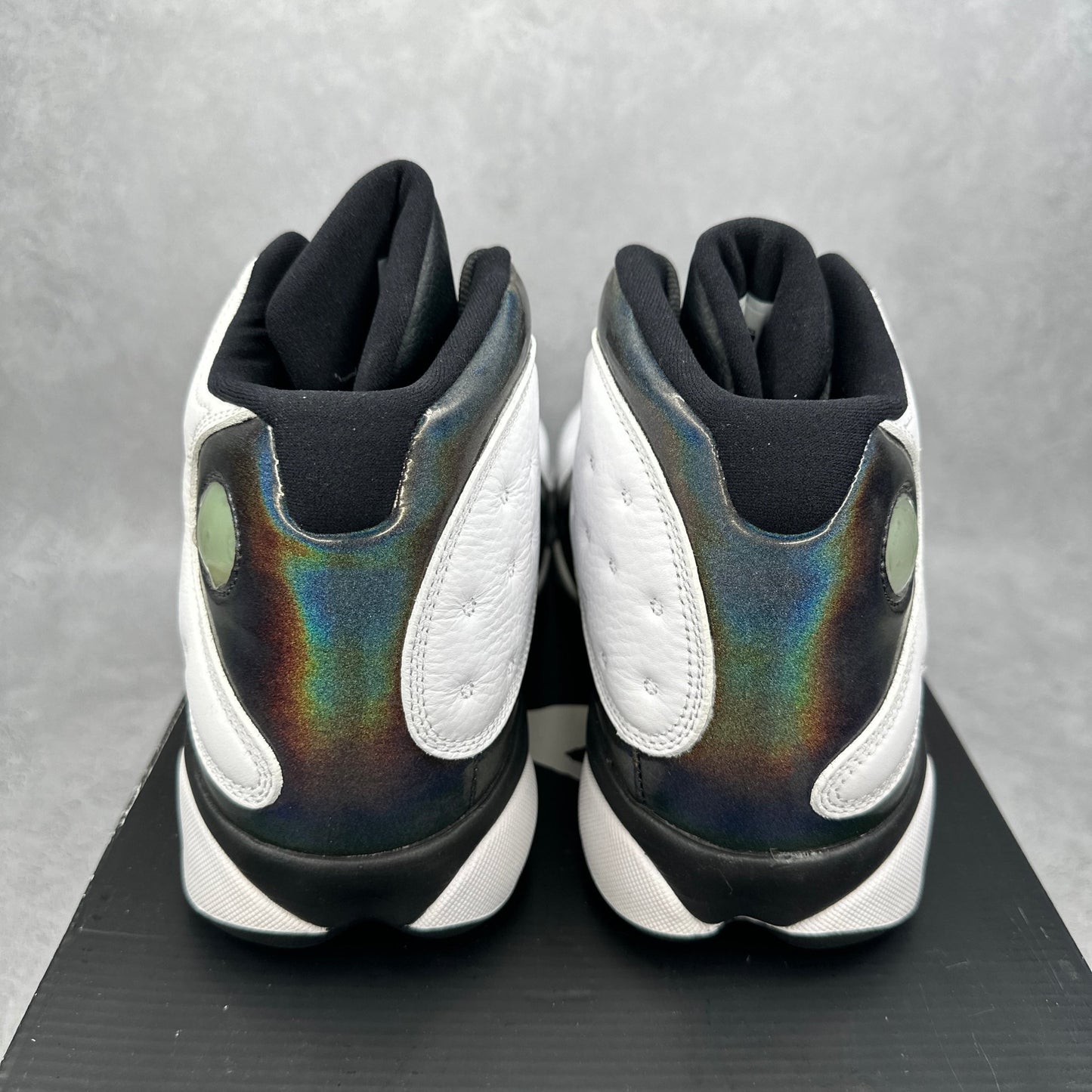 Jordan 13 Retro Barons Hologram *pre - owned* SIZE 11 - Kicks Collective PA - Jordan - 414571-115 - Men's Shoes - 11M/12.5W - Pre - Owned