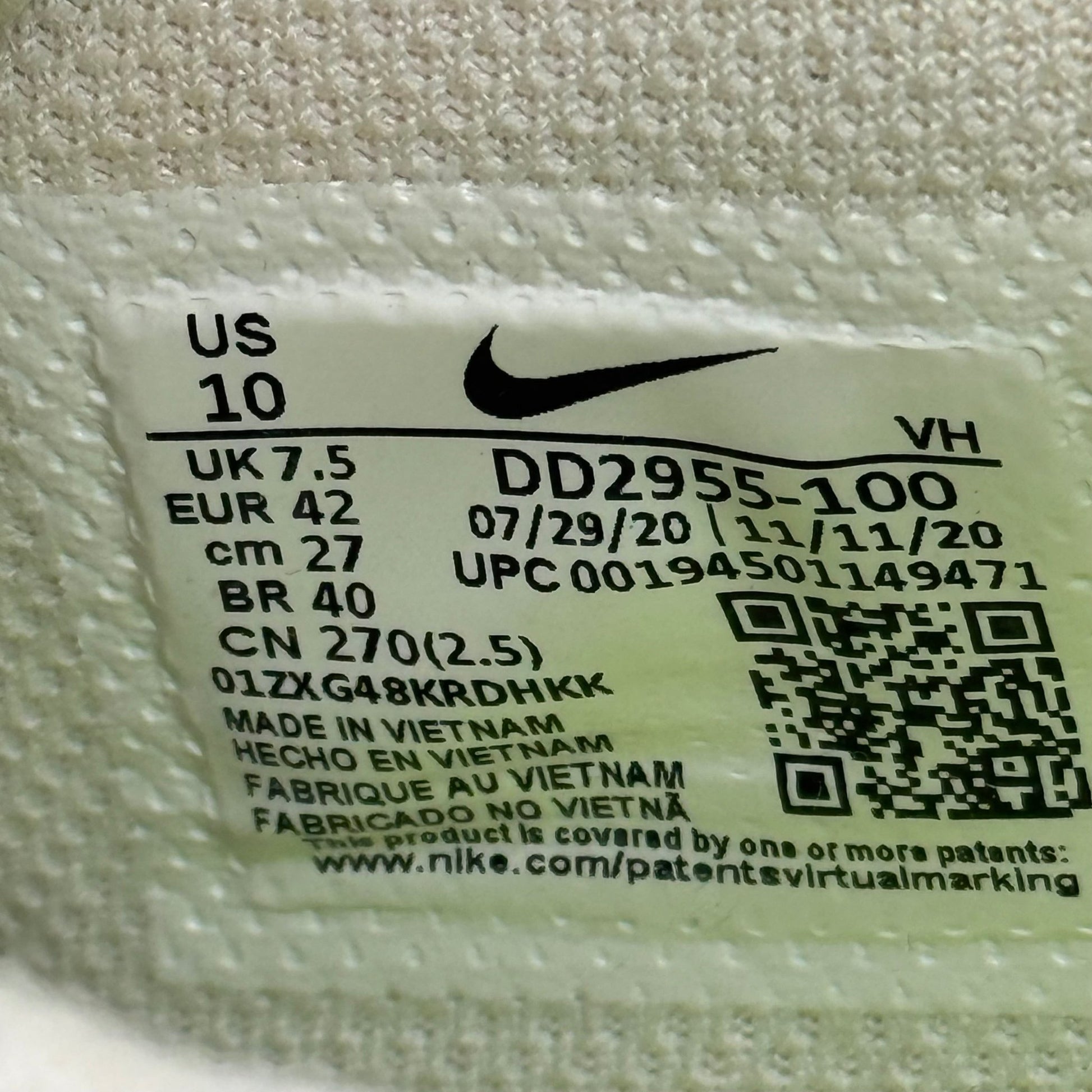 Nike Air Max Excee White Indigo Burst Volt Bright Crimson *pre - owned* SIZE 10W - Kicks Collective PA - Nike - DD2955-100 - Men's Shoes - 10W - Pre - Owned - No Box