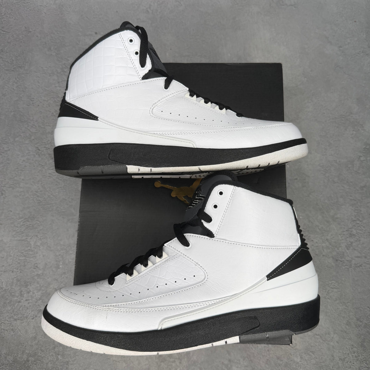 Jordan 2 Retro Wing It *pre-owned* SIZE 11
