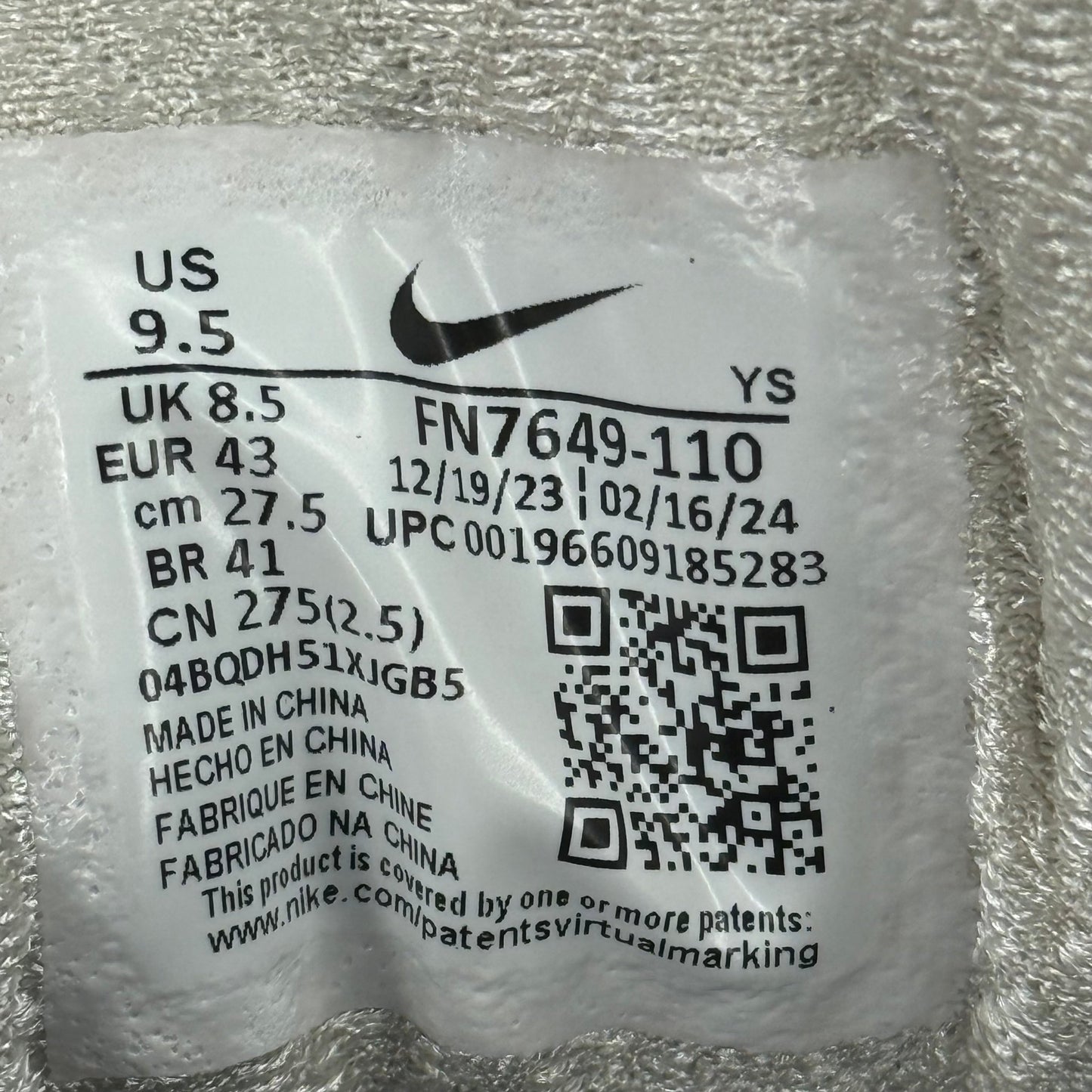 Nike Zoom Vomero 5 Supersonic Light Bone Black - Kicks Collective PA - Nike - FN7649-110 - Men's Shoes - 9.5M/11W - Brand New