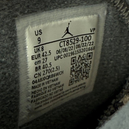 Jordan 6 Retro Cool Grey *pre - owned* SIZE 9 - Kicks Collective PA - Jordan - CT8529-100 - Men's Shoes - 9M/10.5W - Pre - Owned