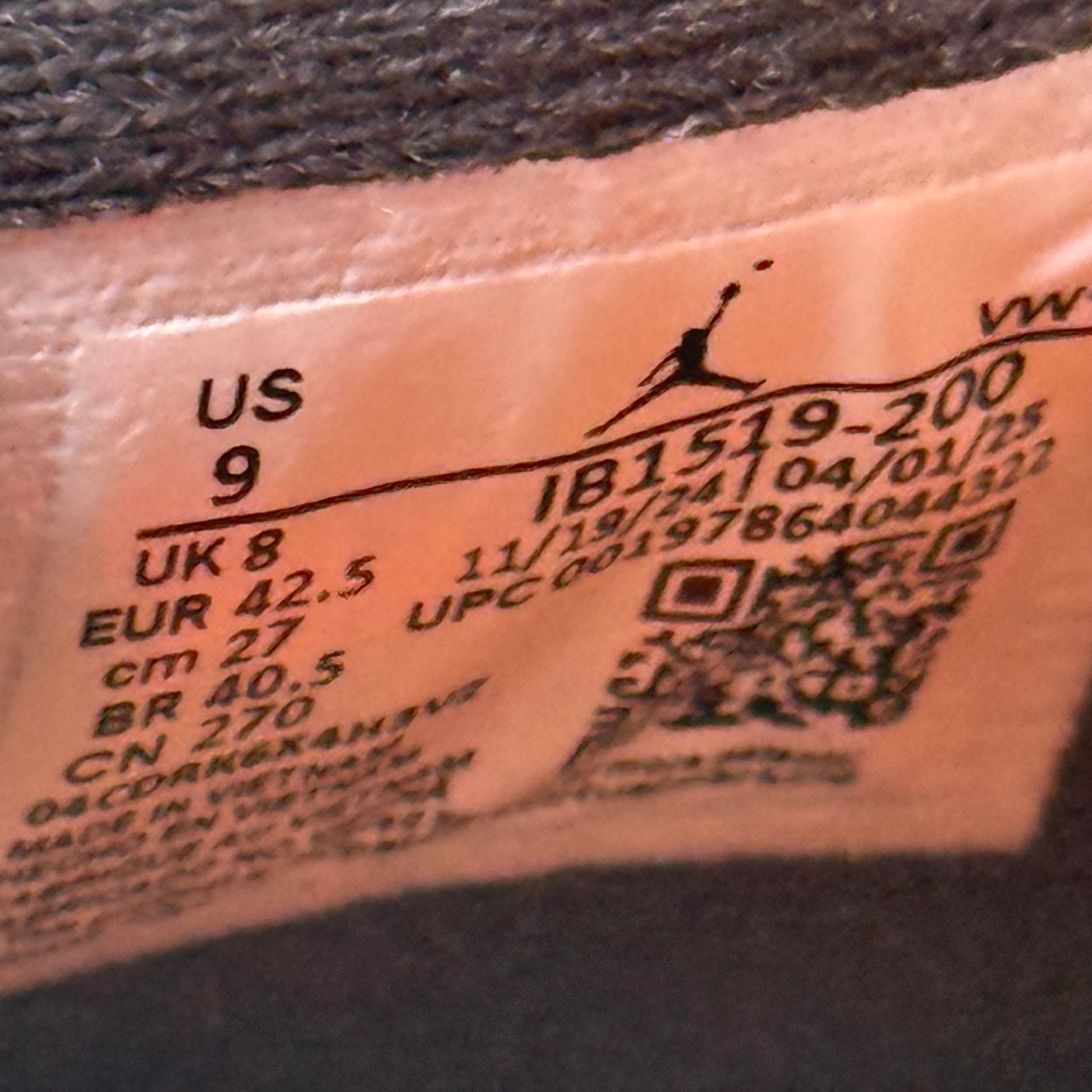 Jordan 4 Retro OG SP Undefeated (2025) - Kicks Collective PA - Jordan - IB1519 - 200 - Men's Shoes - 9M/10.5W - Brand New