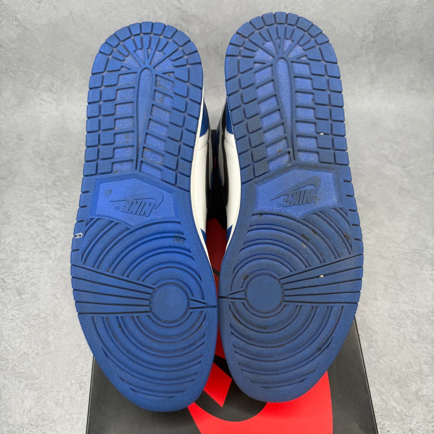 Jordan 1 Retro High Game Royal *pre-owned* SIZE 11