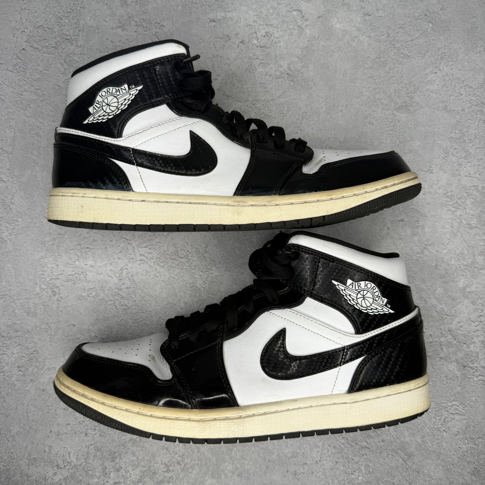 Jordan 1 Mid Carbon Fiber *pre-owned* SIZE 11