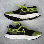 Nike React Infinity Run Flyknit 2 Volt Black *pre-owned* SIZE 10.5