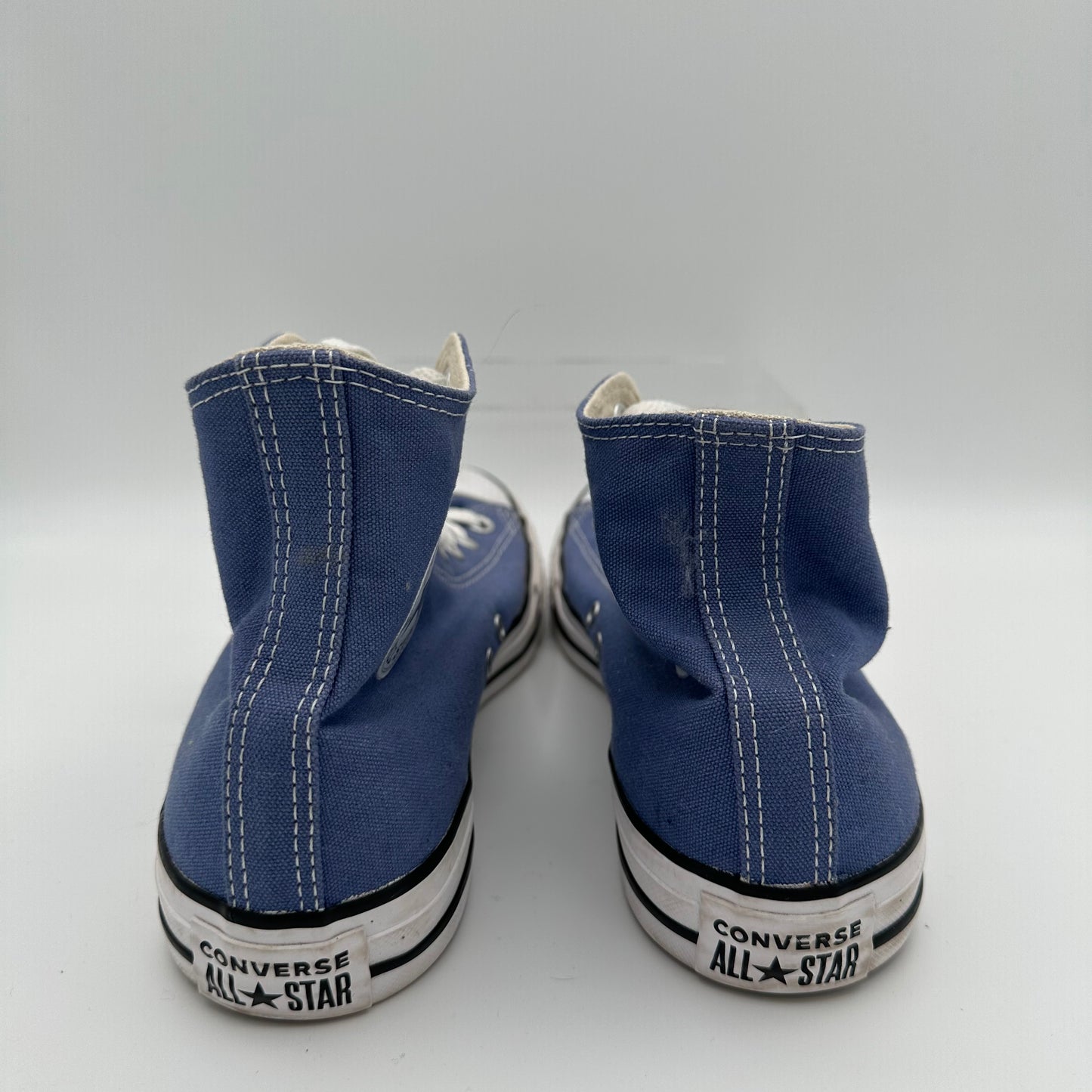 Converse Chuck Taylor High Blue *pre-owned* (SIZE 9)