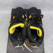 Jordan 4 Retro Thunder (2023) *pre - owned* SIZE 11 - Kicks Collective PA - Jordan - DH6927-017 - Men's Shoes - 11M/12.5W - Pre - Owned
