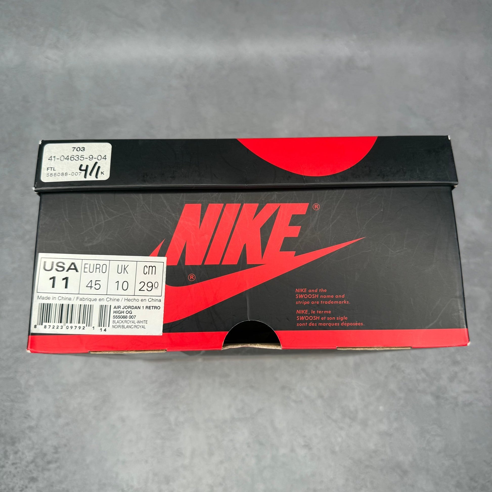 Jordan 1 Retro Royal (2017) *pre - owned* SIZE 11 - Kicks Collective PA - Jordan - 555088-007 - Men's Shoes - 11M/12.5W - Pre - Owned