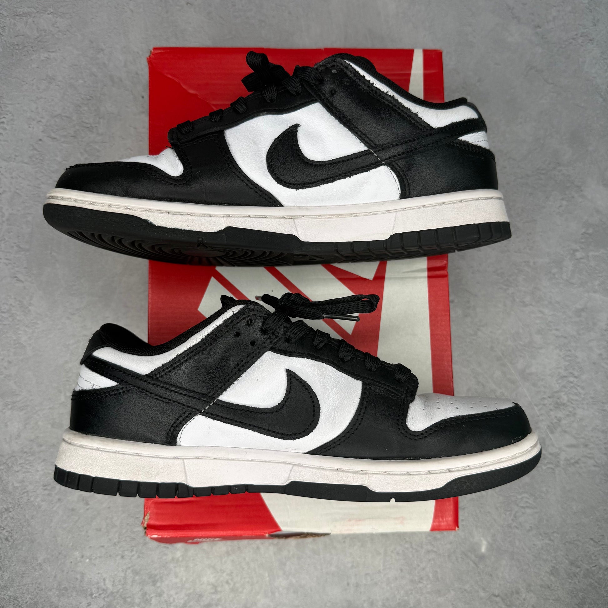 Nike Dunk Low Retro White Black Panda *pre-owned* SIZE 7