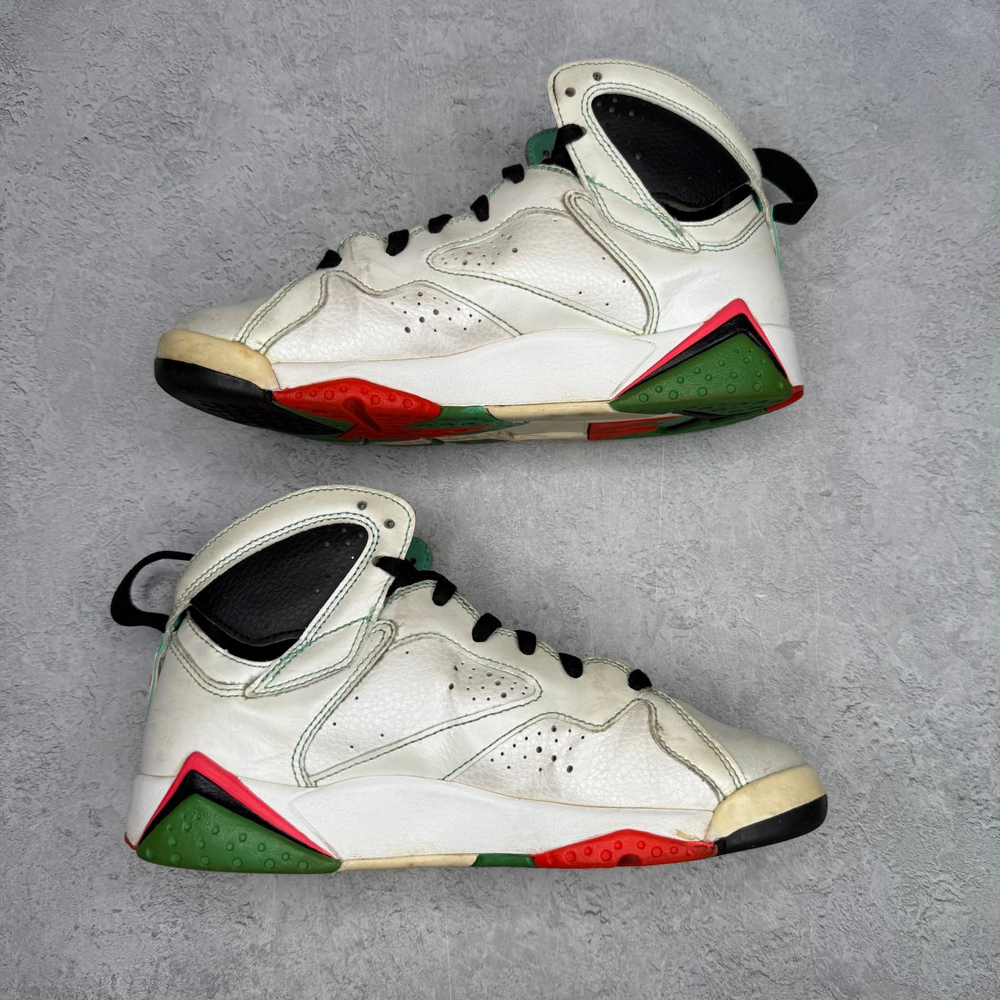 Jordan 7 Retro Verde (GS) *pre - owned* SIZE 6Y - Kicks Collective PA - Jordan - 705417-138 - Kid's Shoes - 6Y - Pre - Owned - No Box
