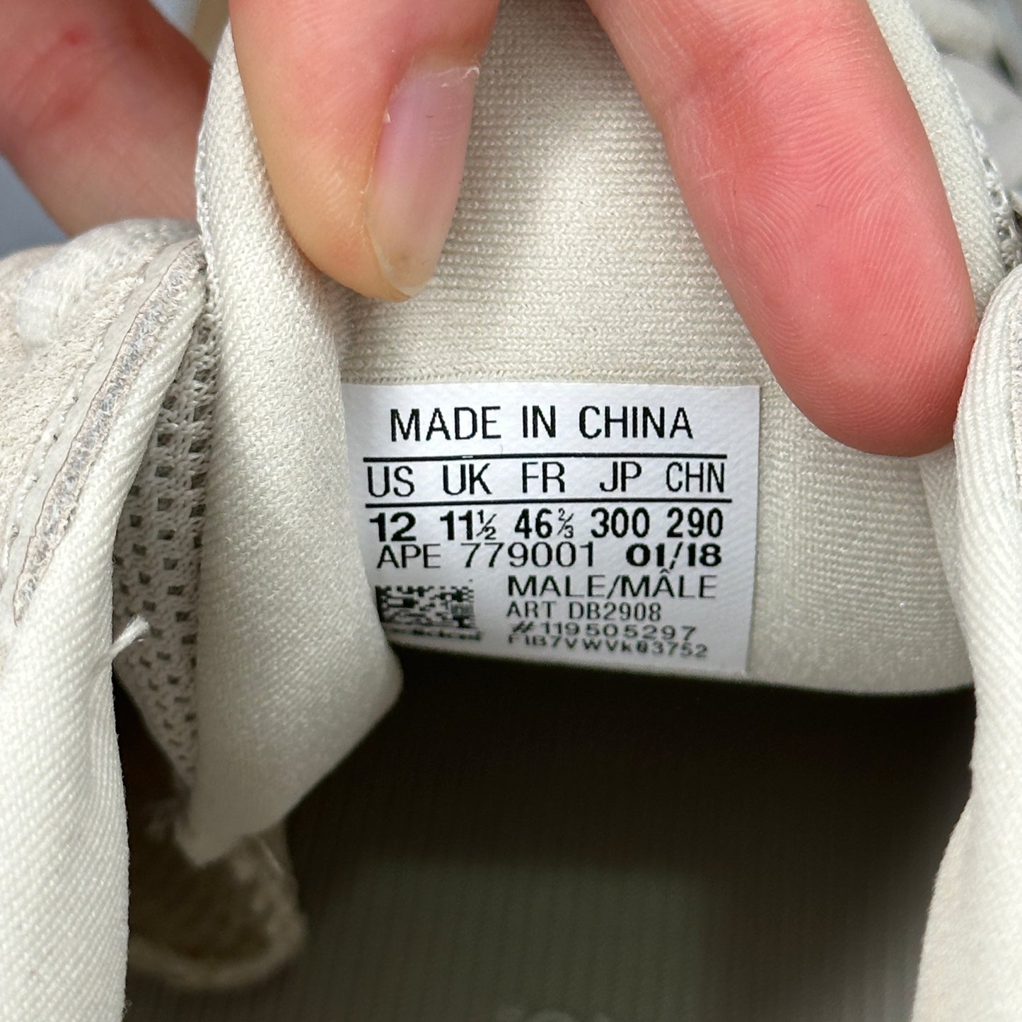 adidas Yeezy 500 Blush VNDS *pre-owned* SIZE 12