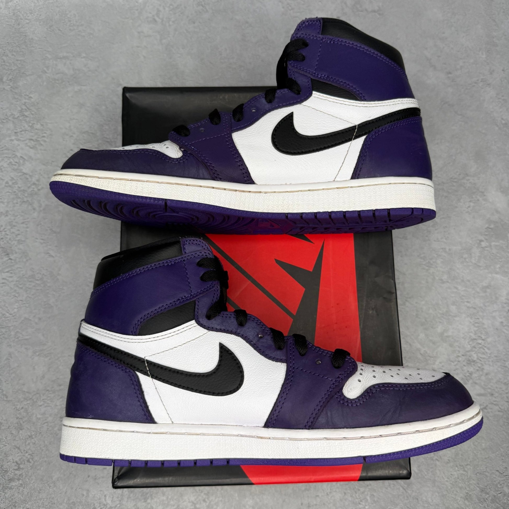 Jordan 1 Retro High Court Purple White *pre - owned* SIZE 10 - Kicks Collective PA - Jordan - 555088-500 - Men's Shoes - 10M/11.5W - Pre - Owned