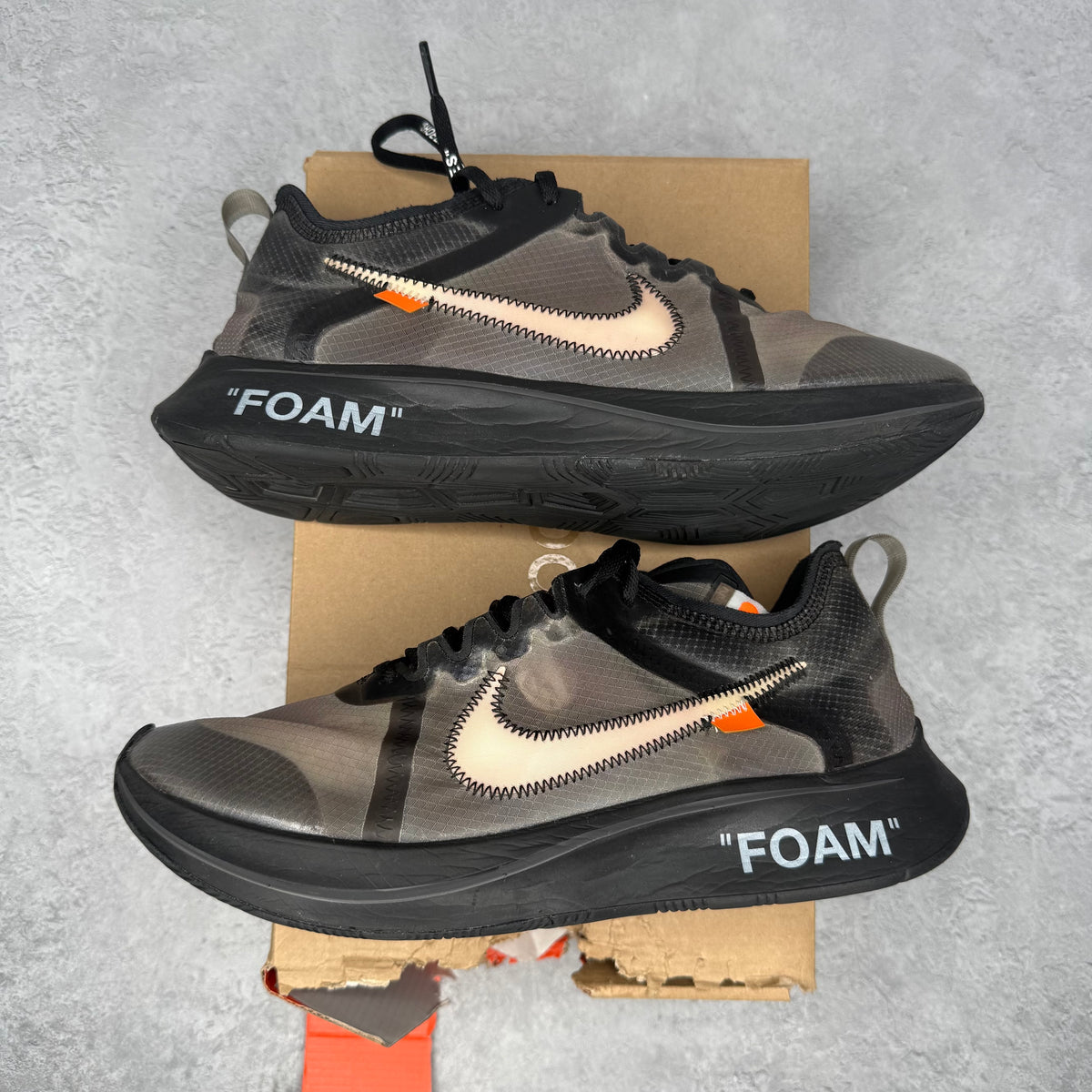 Nike Zoom Fly Off-White Black Silver *pre-owned* SIZE 10