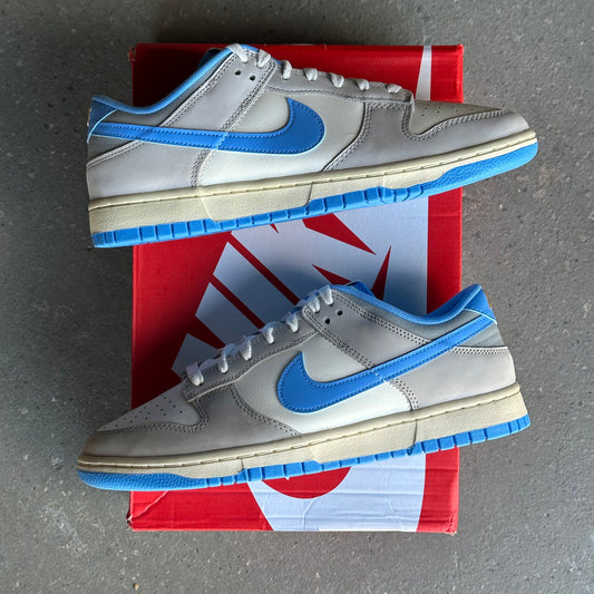 Nike Dunk Low Athletic Department University Blue UNC *pre-owned* (SIZE 10)