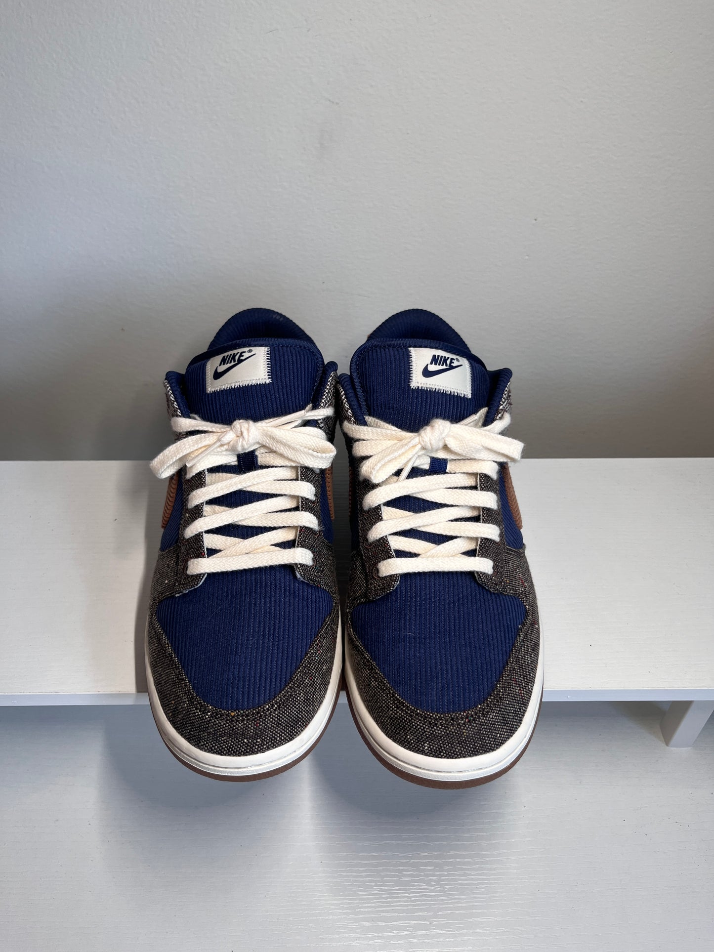 Nike Dunk Low Tweed Midnight Navy Corduroy *pre-owned* (SIZE 9)