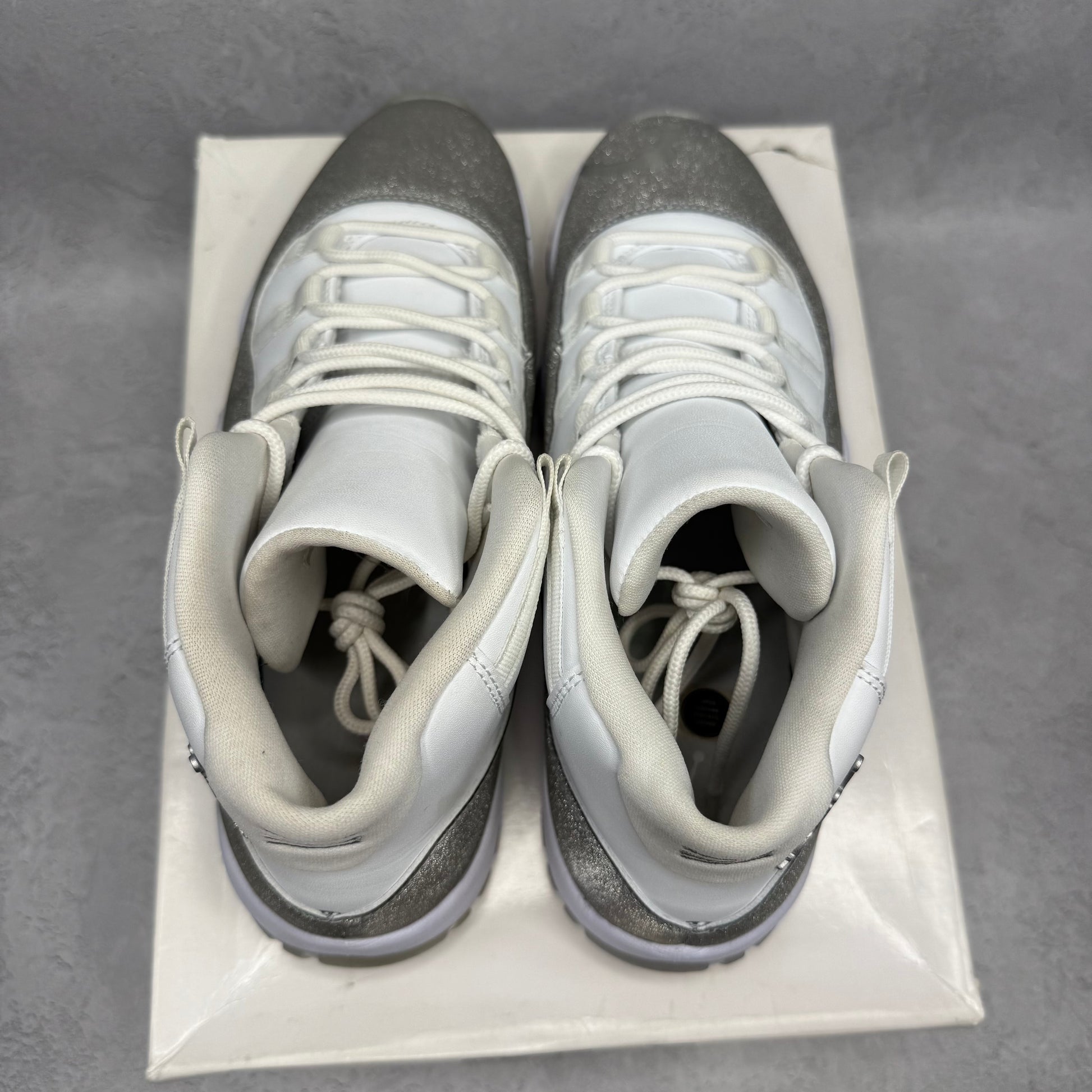 Jordan 11 Retro White Metallic Silver (Women's) *pre-owned* SIZE 12W