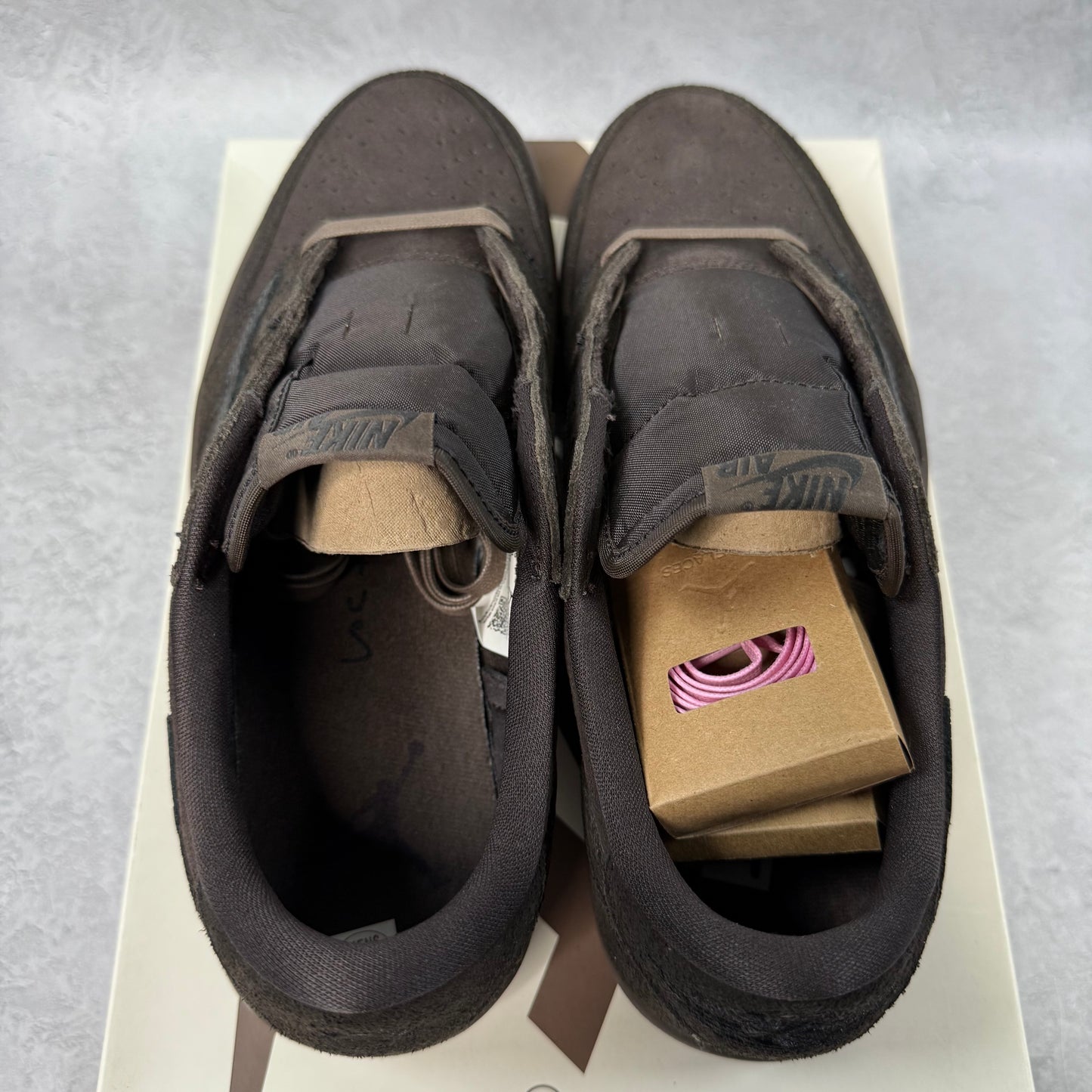 Jordan 1 Retro Low OG SP Travis Scott Velvet Brown