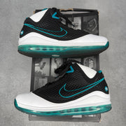 Nike LeBron 7 NFW Red Carpet (2019) *pre-owned* SIZE 10.5