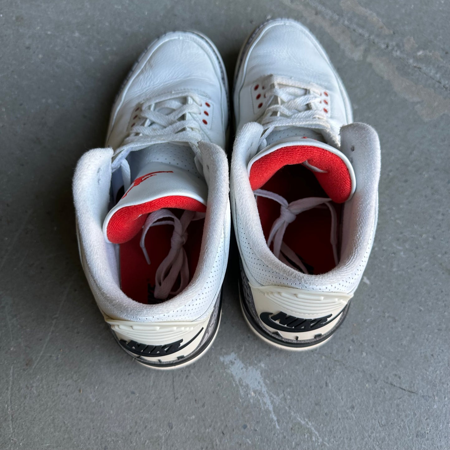 Jordan 3 Retro White Cement Reimagined *pre-owned* (SIZE 12.5)