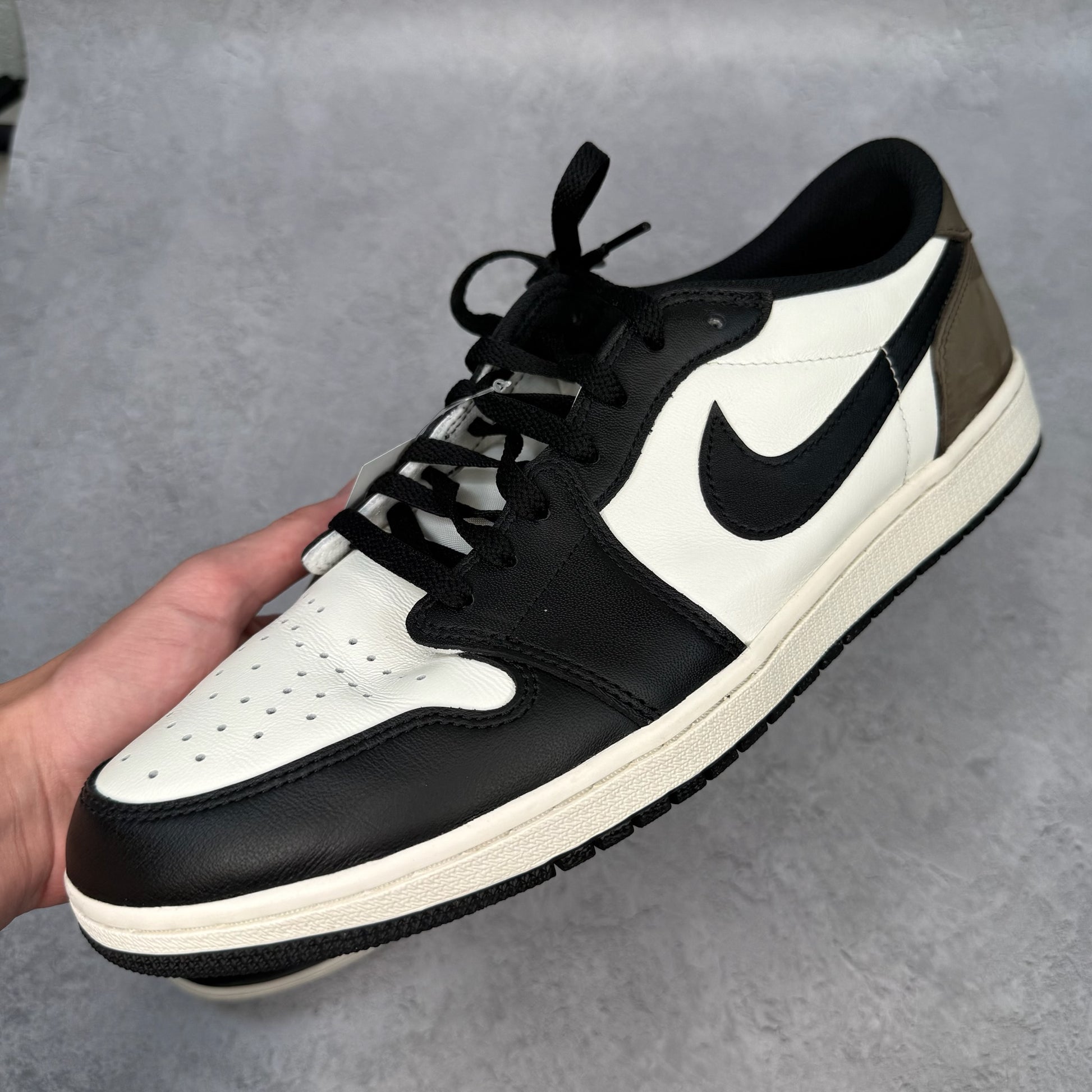 Jordan 1 Retro Low OG Mocha *pre - owned* SIZE 14 - Kicks Collective PA - Jordan - CZ0790 - 102 - Men's Shoes - 14M/15.5W - Pre - Owned