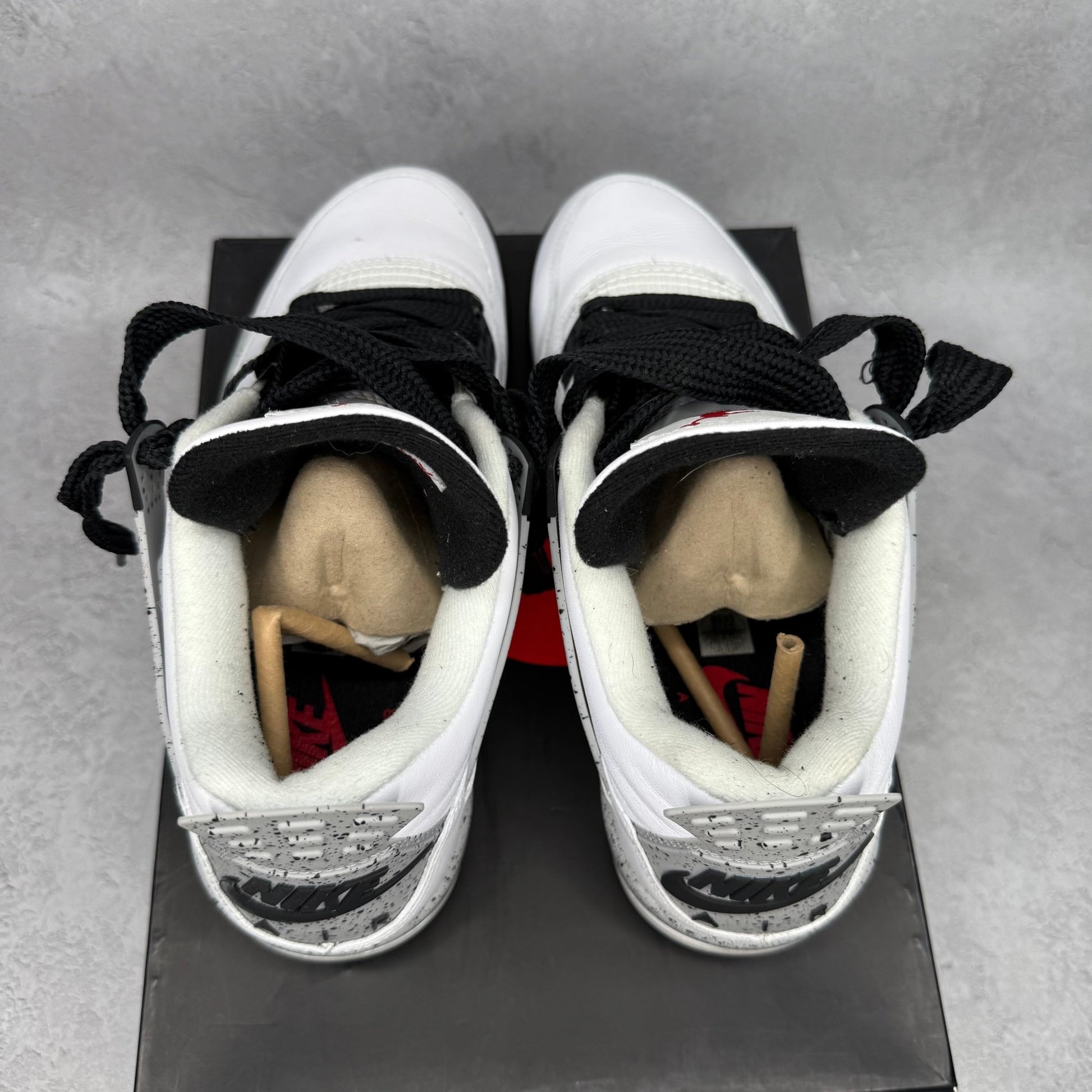 Jordan 4 Retro White Cement (2016) *pre - owned* SIZE 11 - Kicks Collective PA - Jordan - 840606-192 - Men's Shoes - 11M/12.5W - Pre - Owned