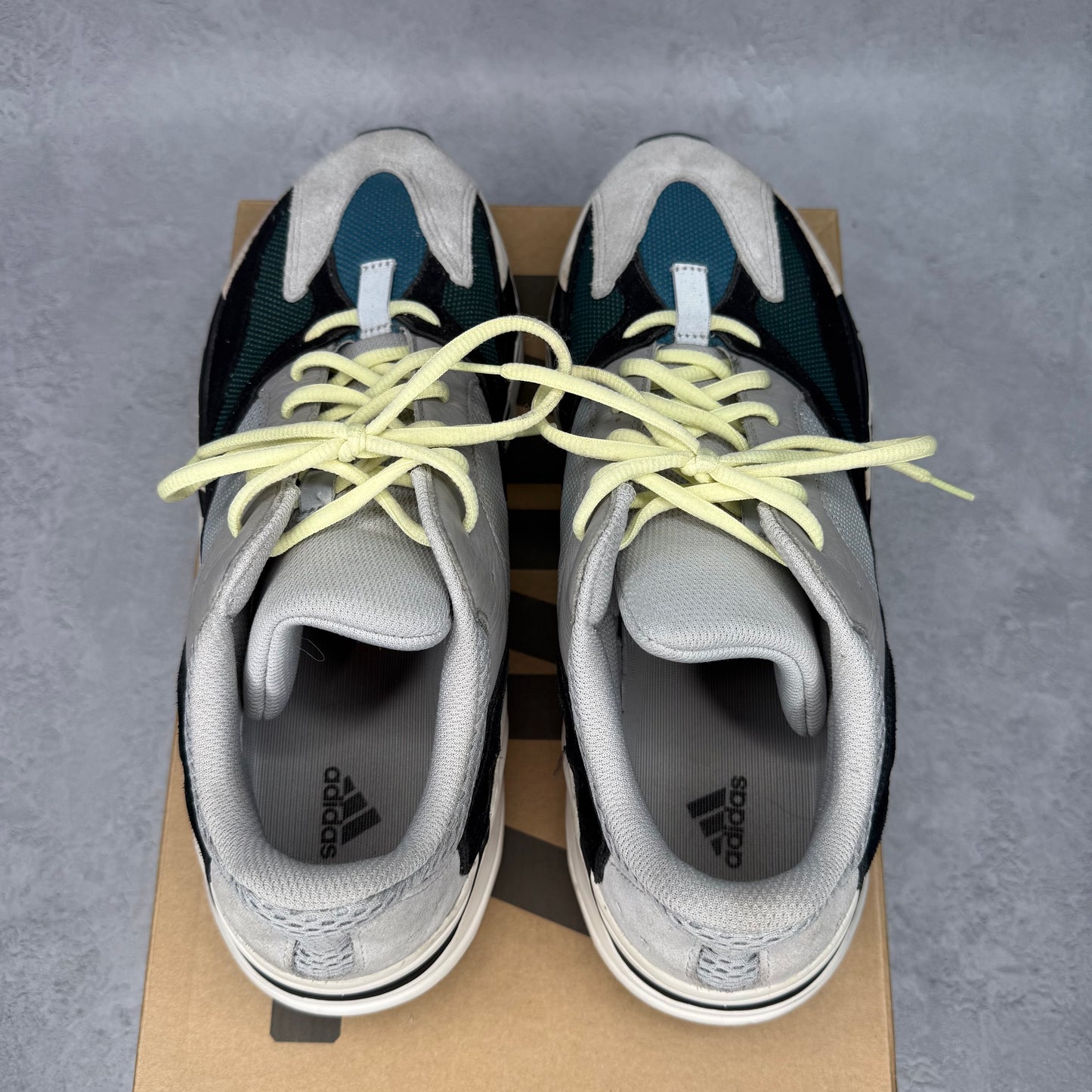 adidas Yeezy Boost 700 Wave Runner *pre-owned* SIZE 12