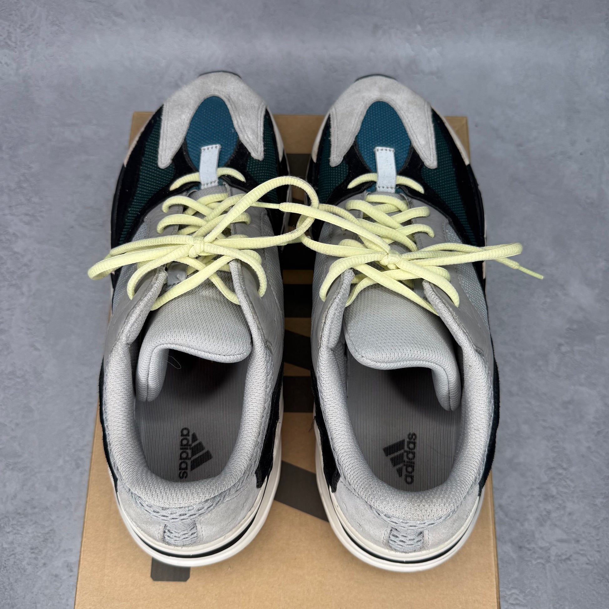 adidas Yeezy Boost 700 Wave Runner *pre-owned* SIZE 12