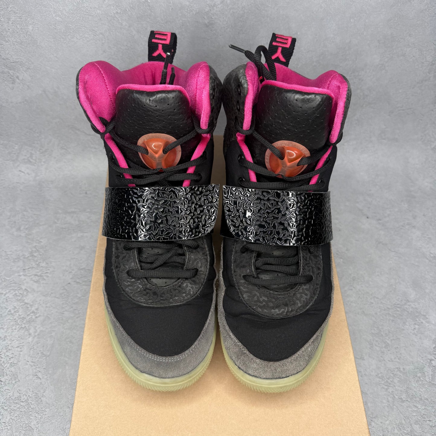 Nike Air Yeezy 1 Blink *pre-owned* SIZE 12