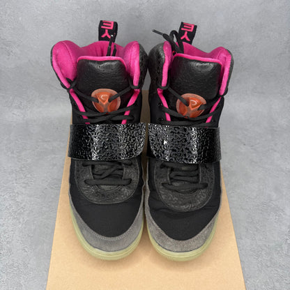 Nike Air Yeezy 1 Blink *pre-owned* SIZE 12