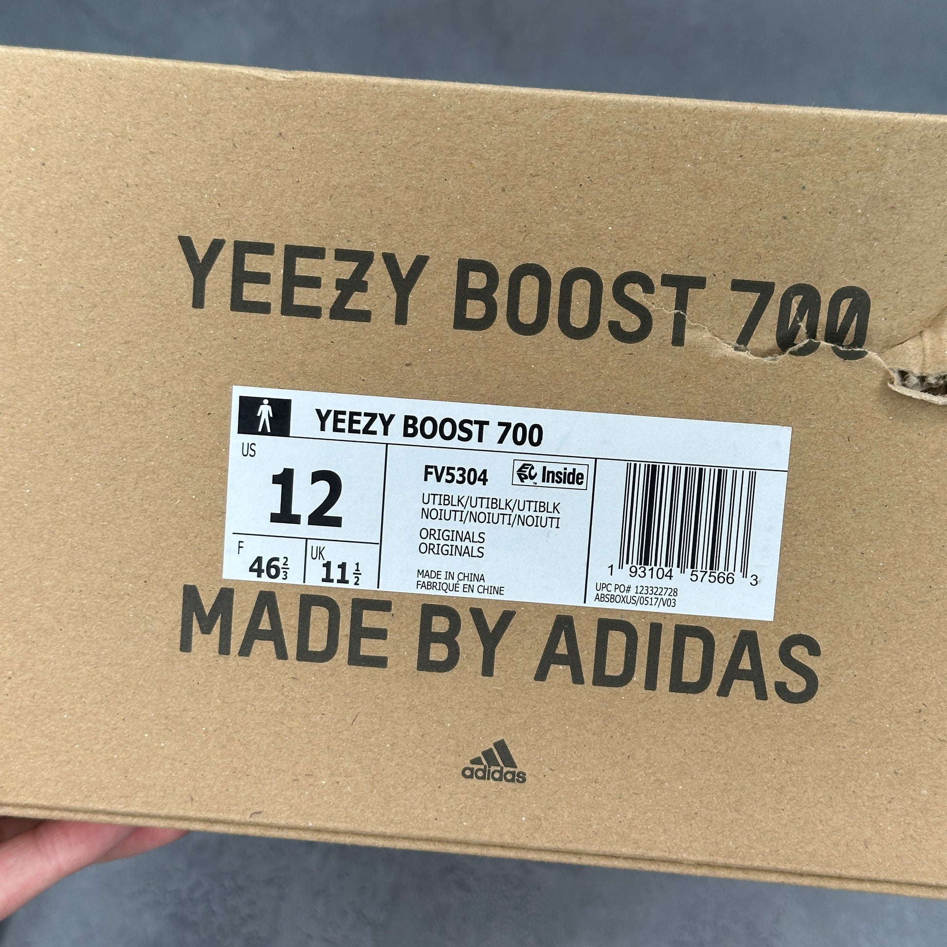 adidas Yeezy Boost 700 Utility Black VNDS *pre-owned* SIZE 12