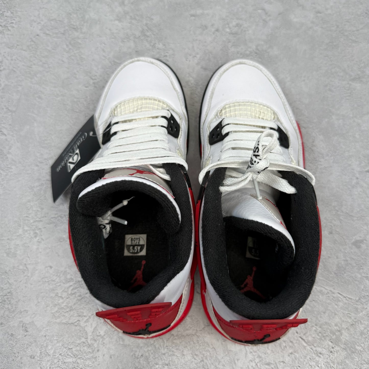 Jordan 4 Retro Red Cement (GS) *pre-owned* SIZE 5.5Y